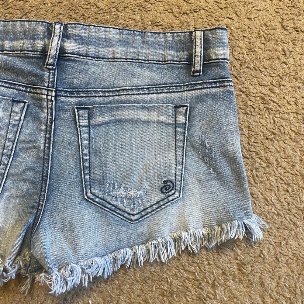 Indigo Rein Blue Denim Distressed Jean Shorts, Size 3 - Picture 10 of 13